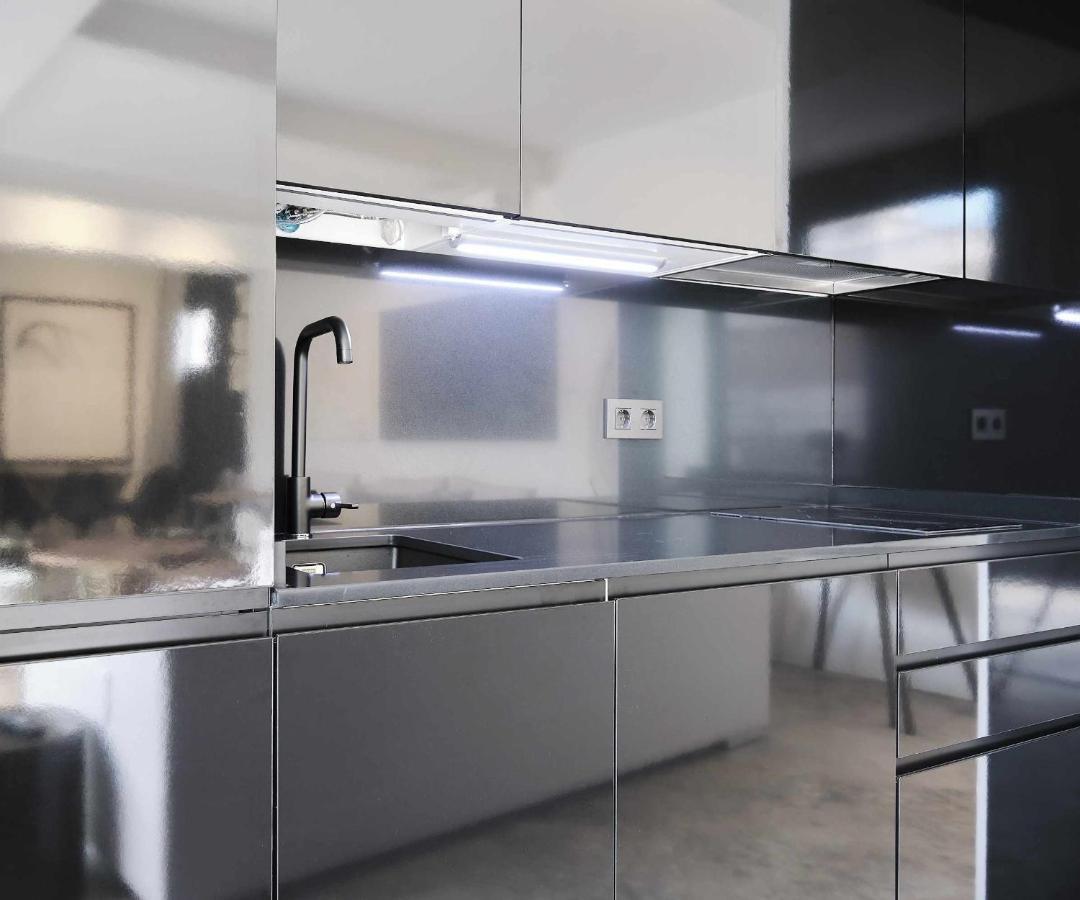 Maestranza Modern Appartement Sevilla Buitenkant foto